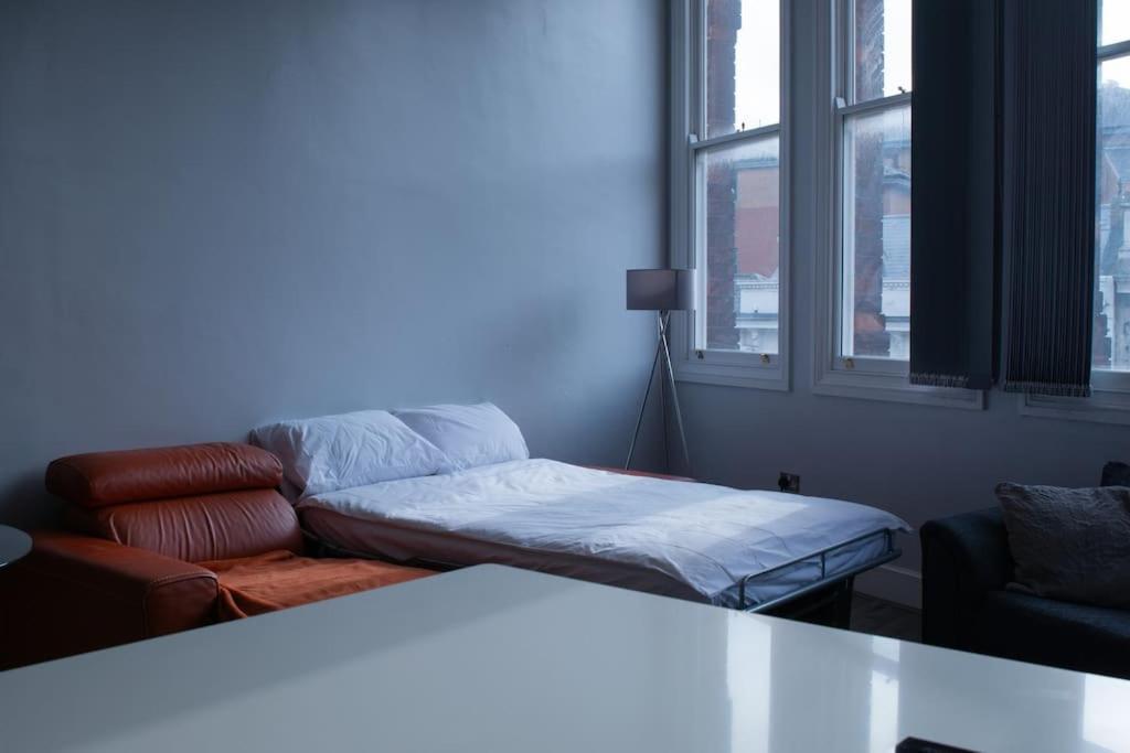Spacious Apartment In City Centre - Free Parking Nottingham Ngoại thất bức ảnh